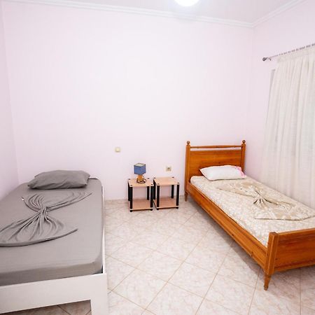Connie'S Apartments Saranda Kültér fotó